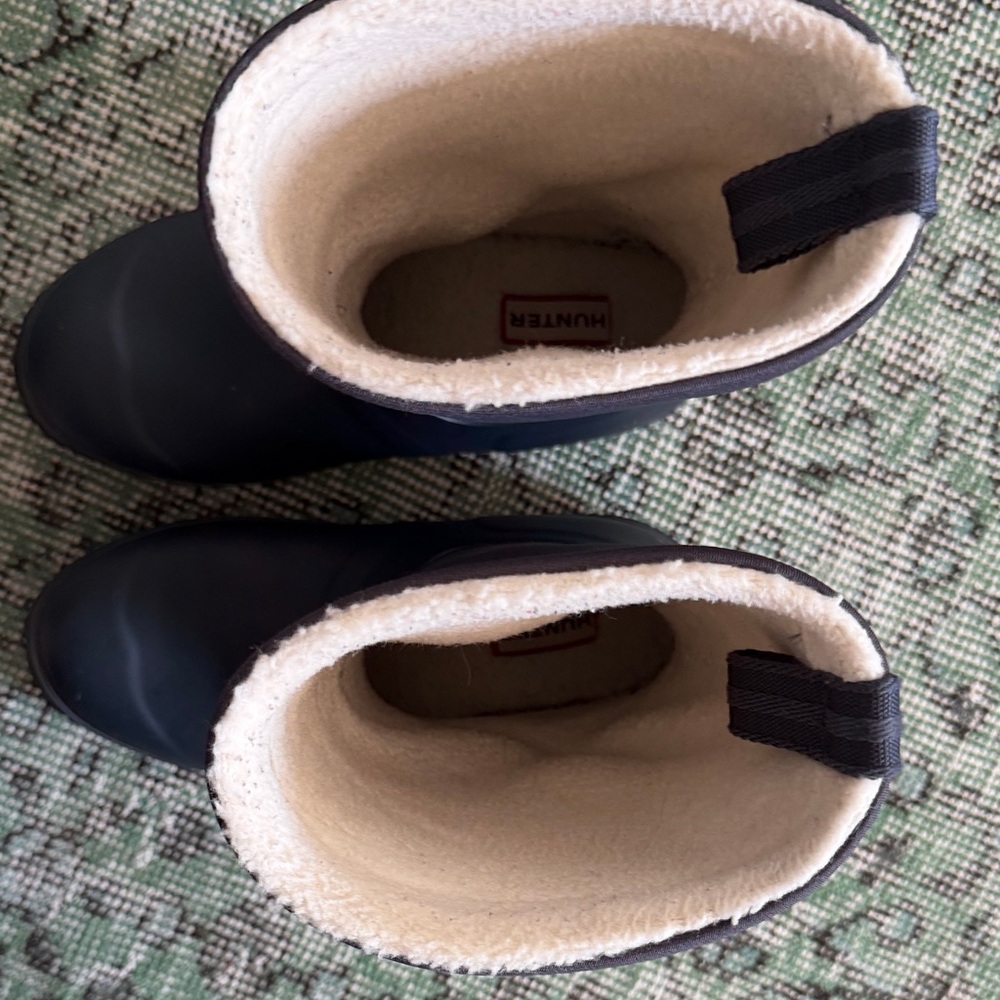 Hunter Black Rain Boots with Soft Cream Interior - Picture 5 of 7
